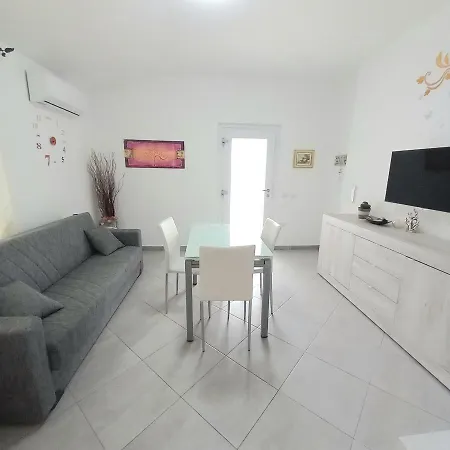 Ferienhaus Casa Al Mare Marina Maria Murta Maria